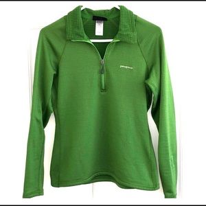 Women’s Green Patagonia R1 Quarter Zip
